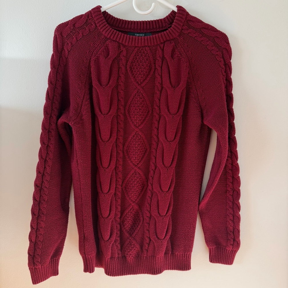 Forever 21 knitted sweater (size M)